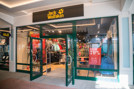 Jack Wolfskin Outdoor Fashion Store In Timmendorfer Strand Jack Wolfskin Outdoor Fashion Store In Timmendorfer Strand