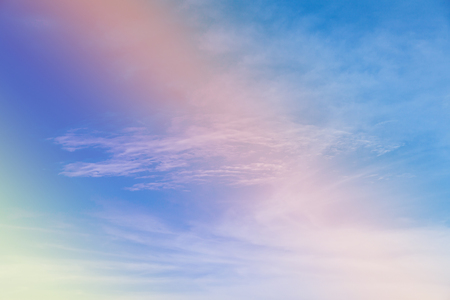 カラフルな雲空 幻想的な空とカラフルな雲 雲のカラフルな雲 の写真素材 画像素材 Image カラフルな雲空 幻想的な空とカラフルな雲 雲のカラフルな雲 の写真素材 画像素材 Image
