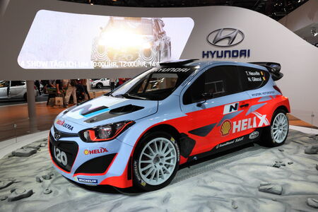 ライプツィヒ ザクセン ドイツで 14 年 6 月 1 日にヒュンダイ サンタフェ アミ オート モバイル インターナショナルに Suv の見本市 の写真素材 画像素材 Image 2219 ライプツィヒ ザクセン ドイツで 14 年 6 月 1 日にヒュンダイ サンタフェ アミ オート モバイル インターナショナルに Suv の見本市 の写真素材 画像素材 Image 2219