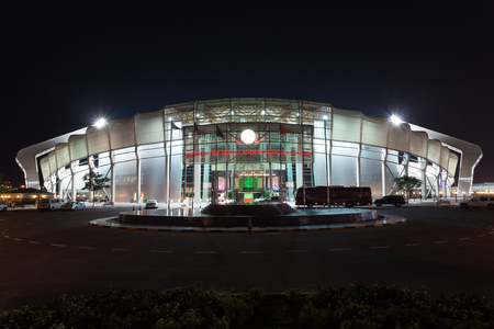 ドーハ カタール 11 月 日 Lusail スタジアム Lusail の近代的な屋内スポーツ アリーナ 15 年 11 月 日 カタール ドーハ 中東で の写真素材 画像素材 Image ドーハ カタール 11 月 日 Lusail スタジアム Lusail の近代的な屋内スポーツ アリーナ 15 年 11 月 日 カタール ドーハ 中東で の写真素材 画像素材 Image