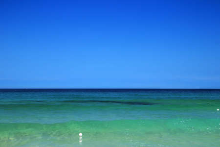 きれいな青空とエメラルド透明な海の水 望祥ビーチ 韓国 東海市 の写真素材 画像素材 Image きれいな青空とエメラルド透明な海の水 望祥ビーチ 韓国 東海市 の写真素材 画像素材 Image