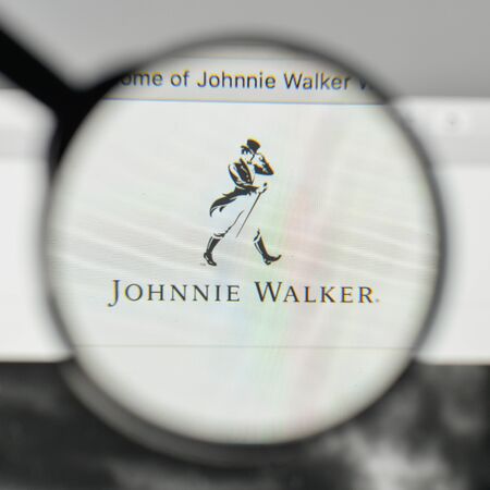 ミラノ イタリア 11月 1 17 ウェブサイトのホームページ上のジョニーウォーカーのロゴ の写真素材 画像素材 Image ミラノ イタリア 11月 1 17 ウェブサイトのホームページ上のジョニーウォーカーのロゴ の写真素材 画像素材 Image