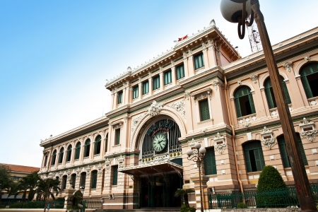 The landscape of Saigon: Bưu điện được thiết kế bởi Gustave Eiffel, Thành phố Hồ Chí Minh, Việt Nam