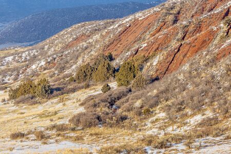 水 雪 氷 赤ヒルズ フォートコリンズ コロラド州の近くの赤山オープン スペースの冬景色 の写真素材 画像素材 Image
