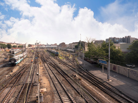 ナポリ イタリア 11 年 1 月 1 日 ケーブルカー鉄道駅から出発しています の写真素材 画像素材 Image