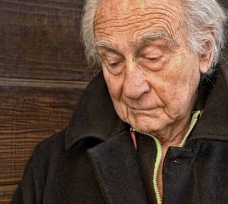 sad lonely: Outdoor Portrait of a senior man with SadnessSe