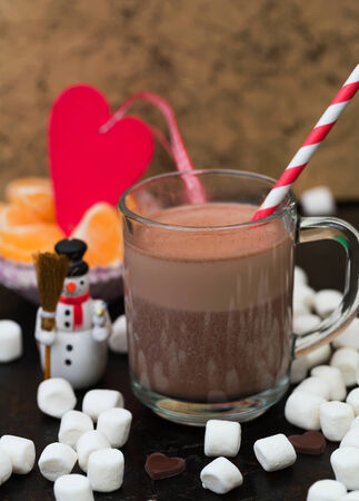 ホット チョコレート マシュマロ ココア ベル愛心冬温かい飲み物ミルク カクテル ストロー ストライプ ソフト選択フォーカス トーン写真 の写真素材 画像素材 Image ホット チョコレート マシュマロ ココア ベル愛心冬温かい飲み物ミルク カクテル ストロー ストライプ ソフト選択フォーカス トーン写真 の写真素材 画像素材 Image