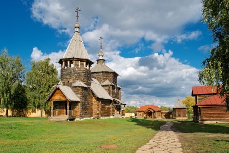 ロシアの伝統的な木造建築テーマ村の の写真素材 画像素材 Image ロシアの伝統的な木造建築テーマ村の の写真素材 画像素材 Image