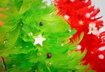 47631213-alberi-di-natale-colorati-fatti