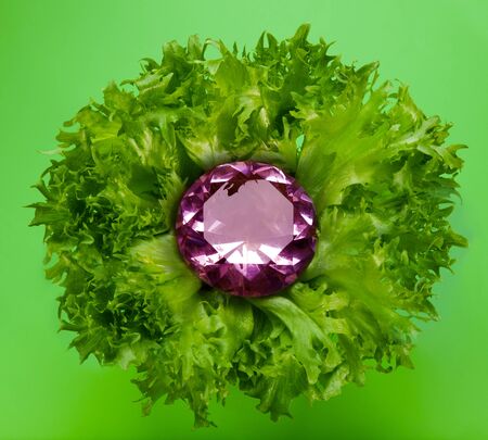 白い背景の上のピンクパンサーのダイヤモンド の写真素材 画像素材 Image