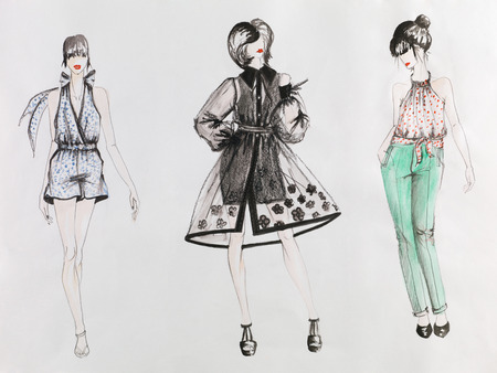 手描きファッションのスケッチ 色のイブニング ドレスの女性 水彩画 鉛筆デッサン の写真素材 画像素材 Image 手描きファッションのスケッチ 色のイブニング ドレスの女性 水彩画 鉛筆デッサン の写真素材 画像素材 Image