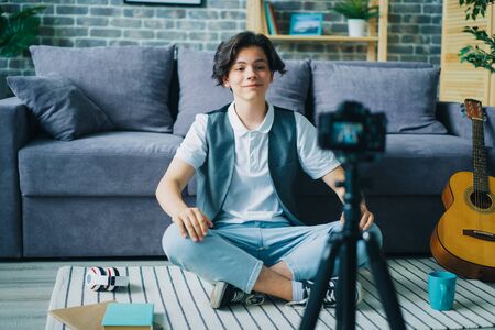 vlogger is