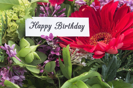 Bienvenue A La Maison Carte Avec Bouquet De Fleurs De Printemps Banque D Images Et Photos Libres De Droits Image Bienvenue A La Maison Carte Avec Bouquet De Fleurs De Printemps Banque D Images Et Photos Libres De Droits Image
