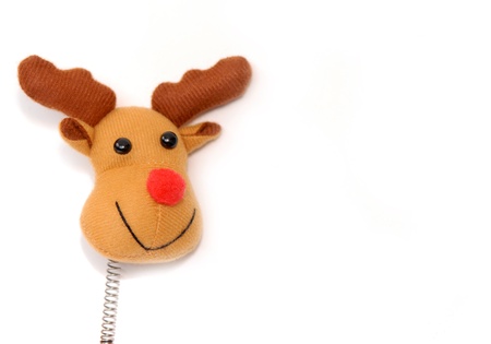 Reno de peluche divertido aisladas sobre fondo blanco