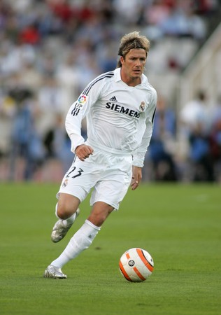 レアル マドリード選手スペイン リーグのサッカーの中に英語の David ベッカム一致 Rcd エスパニョールと Santiago ベルナベウ スタジアム マドリードでレアル マドリード 05 年 9 月 18 日に の写真素材 画像素材 Image レアル マドリード選手スペイン リーグのサッカーの中に英語の David ベッカム一致 Rcd エスパニョールと Santiago ベルナベウ スタジアム マドリードでレアル マドリード 05 年 9 月 18 日に の写真素材 画像素材 Image