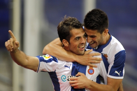 Gonzalo Higuain と Didac Vila Rcd エスパニョールと最終的なレアル マドリードのスペイン リーグの試合でアクションでスコア 0 4 11 年 10 月 2 日 スペインのバルセロナでの の写真素材 画像素材 Image Gonzalo Higuain と Didac Vila Rcd エスパニョールと最終的なレアル マドリードのスペイン リーグの試合でアクションでスコア 0 4 11 年 10 月 2 日 スペインのバルセロナでの の写真素材 画像素材 Image