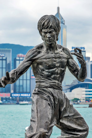ブルース ・ リーの彫像、香港の写真素材・画像素材 Image 39532130