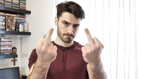 heisse-nackte-maenner-mittelfinger-miley-cyrus-xxx-video-xxx-vagin