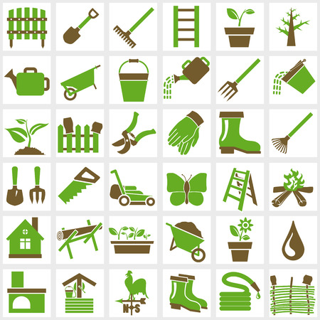 Vector green garden icons set on white - 38622718