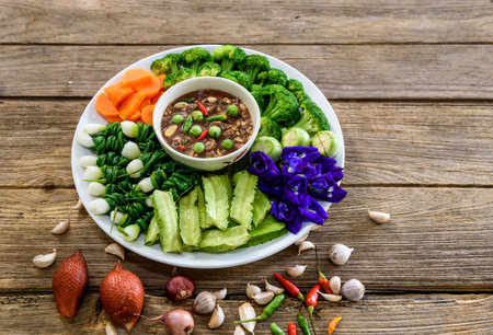エビのチリソース野菜 さまざまな有名なタイ料理の呼び出し Numprik カピとペーストします の写真素材 画像素材 Image 66183121