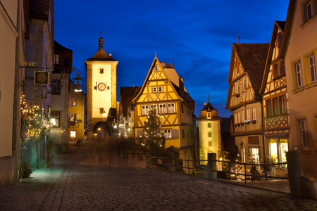 Beautiful view by night of the historic town of rothenburg ob der tauber franconia bavaria germany Imagens