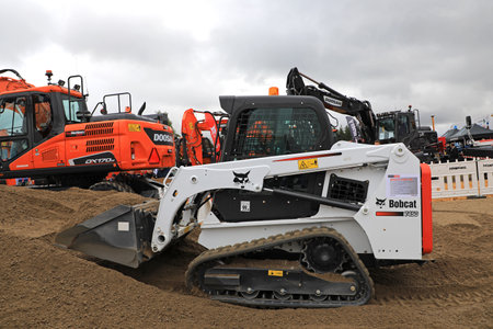 Bobcat Machine Stock Photos And Images 123rf