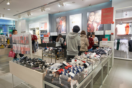h&m mall near me