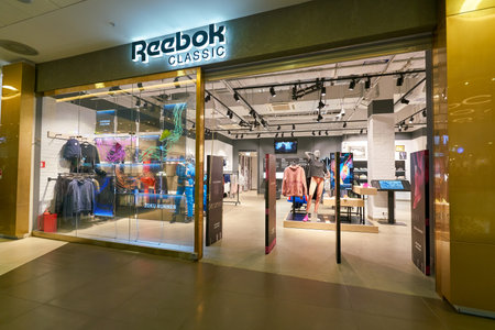 reebok classic store