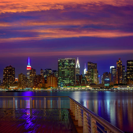 東川ニューヨーク アメリカから雨夕日夕暮れのニューヨークのスカイライン の写真素材 画像素材 Image 東川ニューヨーク アメリカから雨夕日夕暮れのニューヨークのスカイライン の写真素材 画像素材 Image