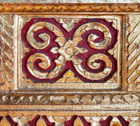 ドアの簡単木製彫刻デザイン の写真素材 画像素材 Image