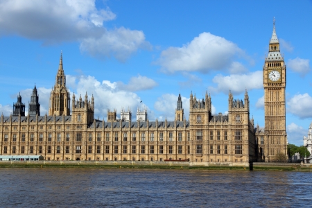 ロンドン イギリス ウェストミン スター宮殿 議会の家 ビッグベンの時計塔を持つ ユネスコ世界遺産サイトです の写真素材 画像素材 Image