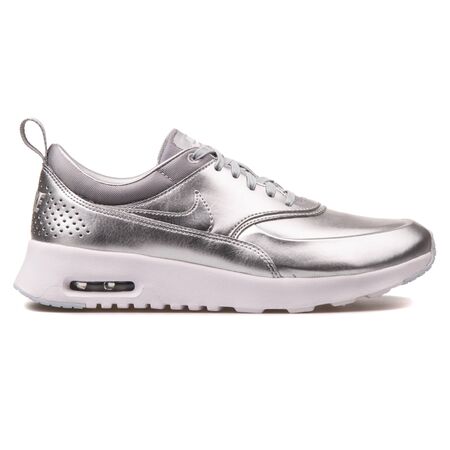 nike air max thea metallic