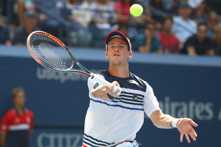 ニューヨーク 17 年 9 月 3 日 プロのテニス プレーヤー アルゼンチンのディエゴ シュワルツマン ビリー ビリージーンキングナショナル テニス センターで米国オープン 17 で彼のラウンドの 4 試合中にアクションで の写真素材 画像素材 Image 6621 ニューヨーク 17 年 9 月 3 日 プロのテニス プレーヤー アルゼンチンのディエゴ シュワルツマン ビリー ビリージーンキングナショナル テニス センターで米国オープン 17 で彼のラウンドの 4 試合中にアクションで の写真素材 画像素材 Image 6621