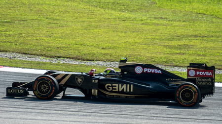 F1 ロメイン・グロージャン直筆サイン入り 2012年ロータス・ルノー F1 ロメイン・グロージャン直筆サイン入り 2012年ロータス・ルノー